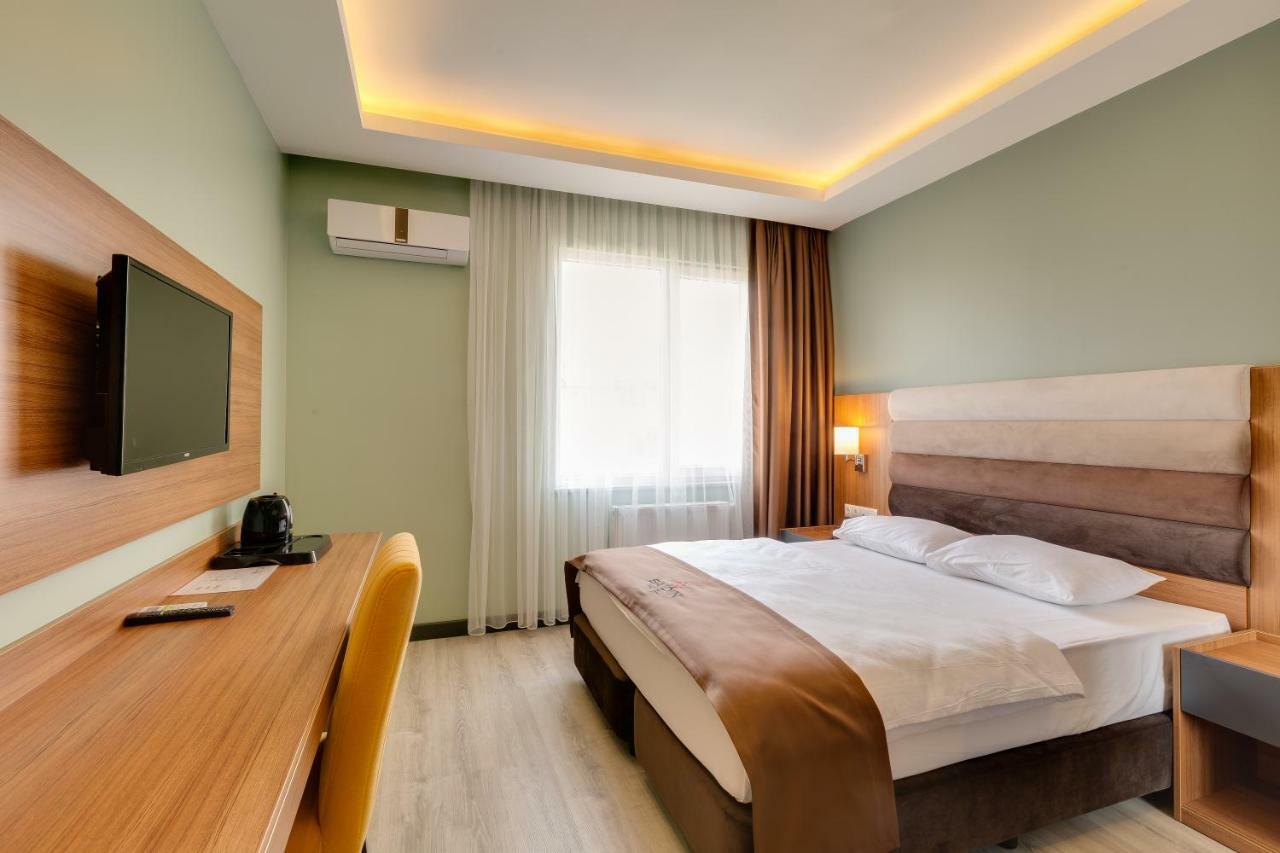 City Hotel 바투미 외부 사진