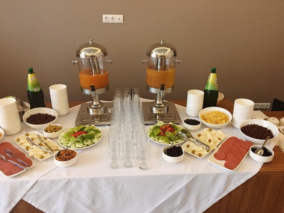 City Hotel 바투미 외부 사진