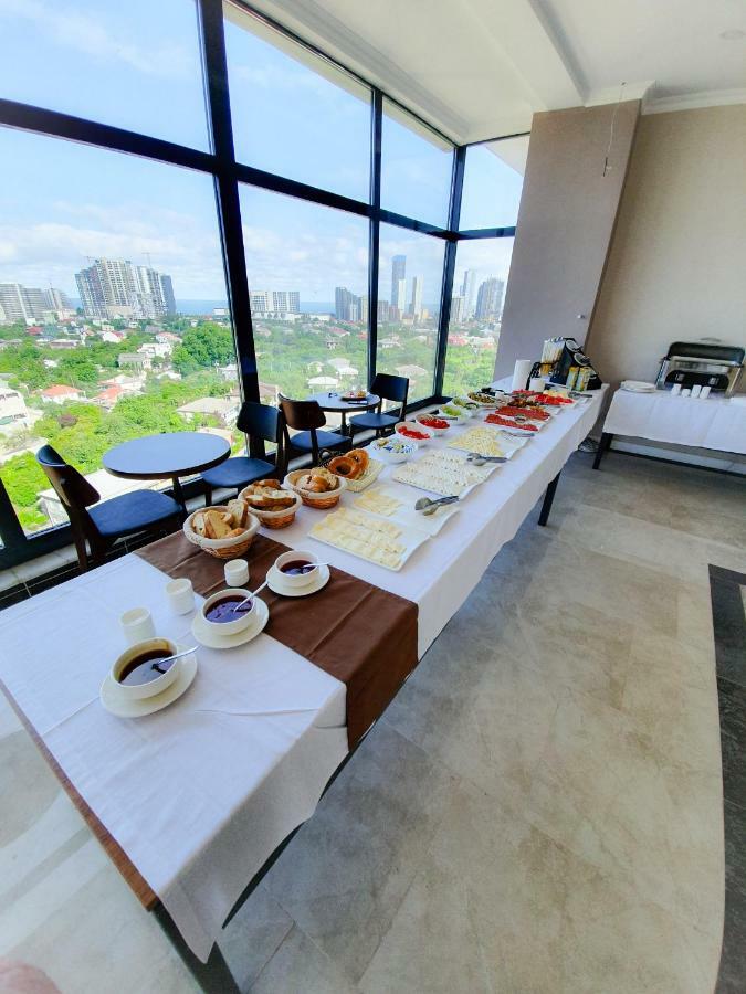City Hotel 바투미 외부 사진